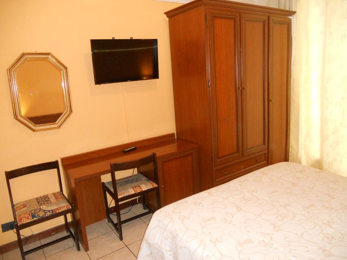 Hotel Salus มอนเตกาตินี แตร์เม ภายนอก รูปภาพ