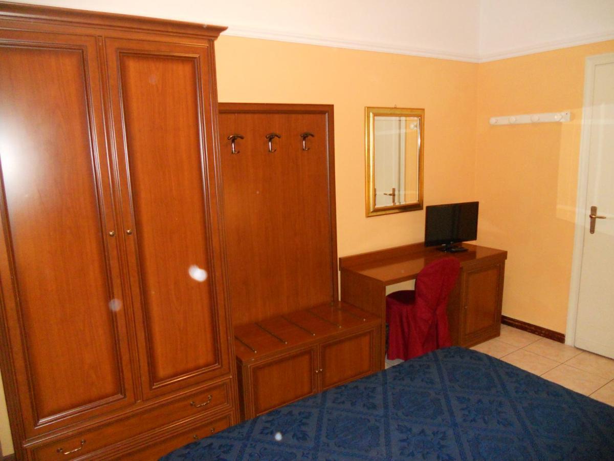 Hotel Salus มอนเตกาตินี แตร์เม ภายนอก รูปภาพ