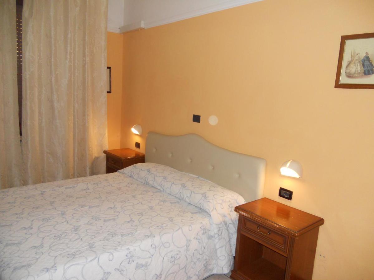 Hotel Salus มอนเตกาตินี แตร์เม ภายนอก รูปภาพ