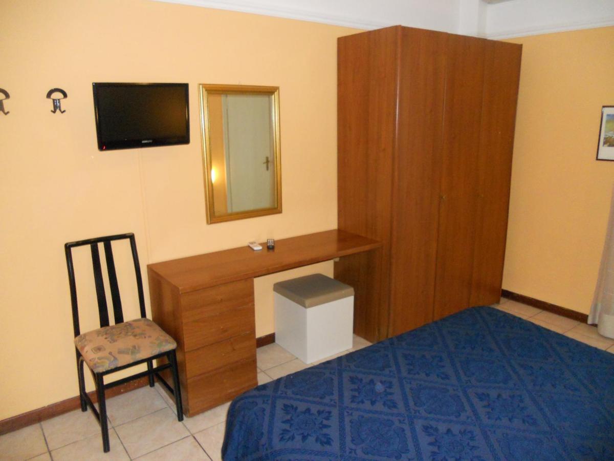 Hotel Salus มอนเตกาตินี แตร์เม ภายนอก รูปภาพ