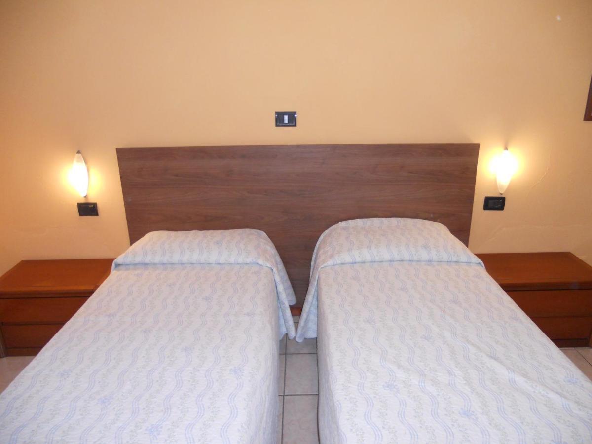 Hotel Salus มอนเตกาตินี แตร์เม ภายนอก รูปภาพ
