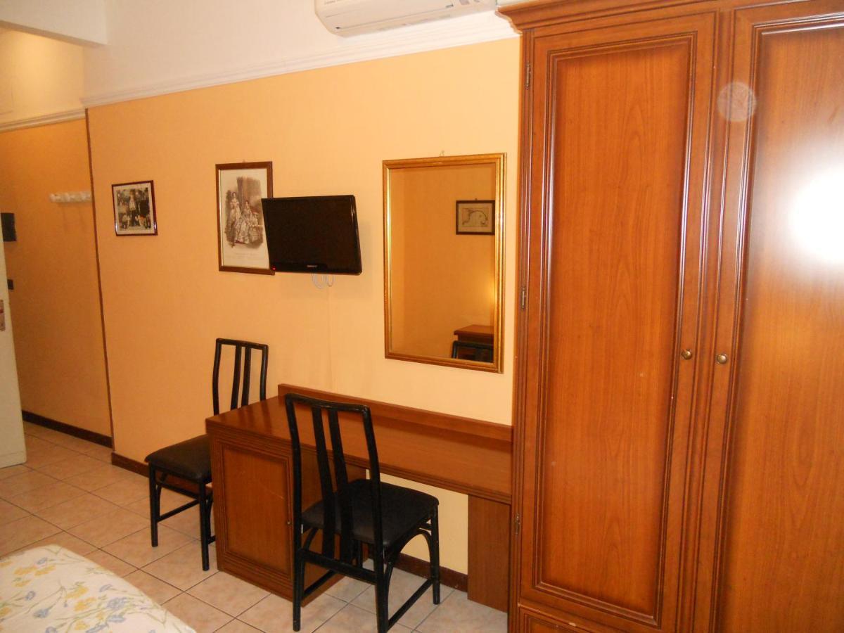 Hotel Salus มอนเตกาตินี แตร์เม ภายนอก รูปภาพ
